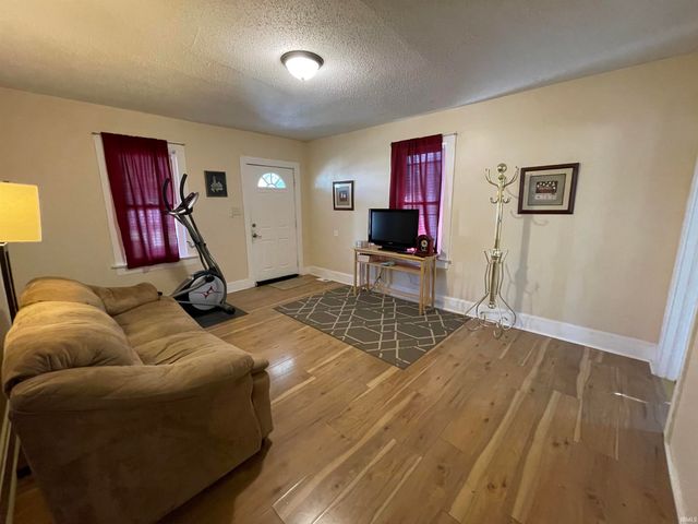 1307 Marshall Avenue, Evansville, IN 47714