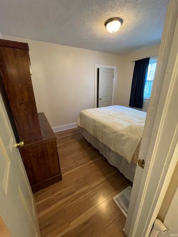 1307 Marshall Avenue, Evansville, IN 47714