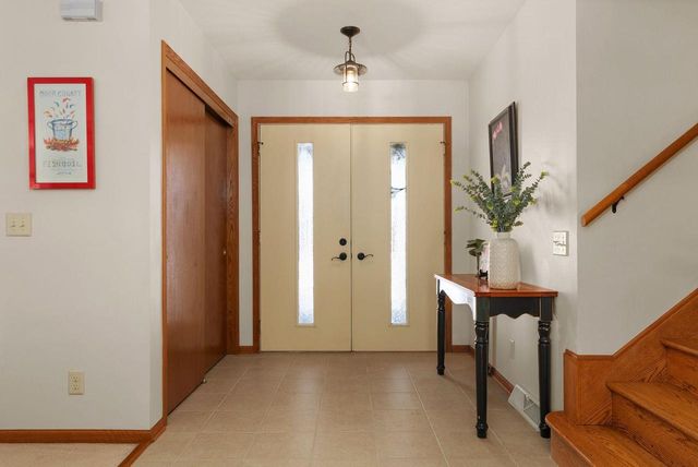 3458 Field Crest Court, Beloit, WI 53511