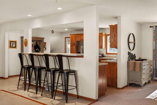 3458 Field Crest Court, Beloit, WI 53511