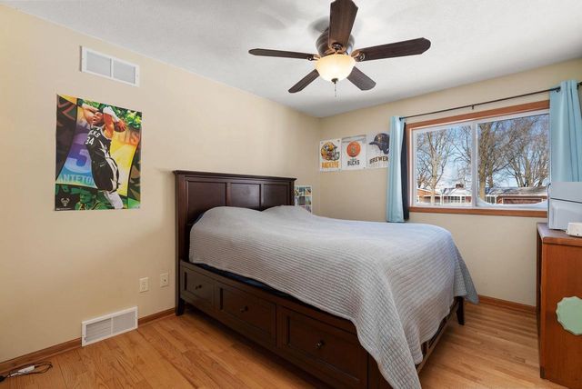 3458 Field Crest Court, Beloit, WI 53511