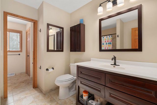 3458 Field Crest Court, Beloit, WI 53511