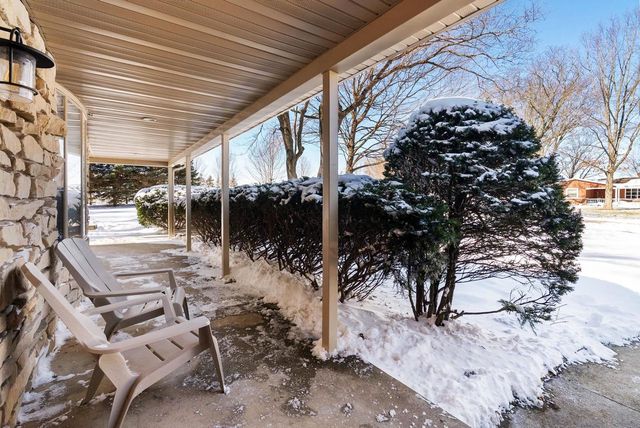 3458 Field Crest Court, Beloit, WI 53511