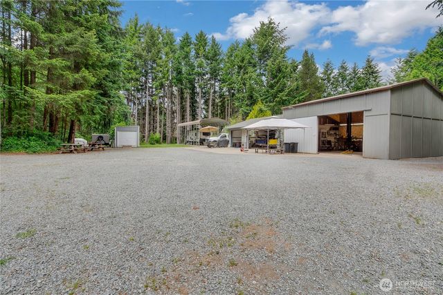 15745 Ordway Drive SE, Yelm, WA 98597