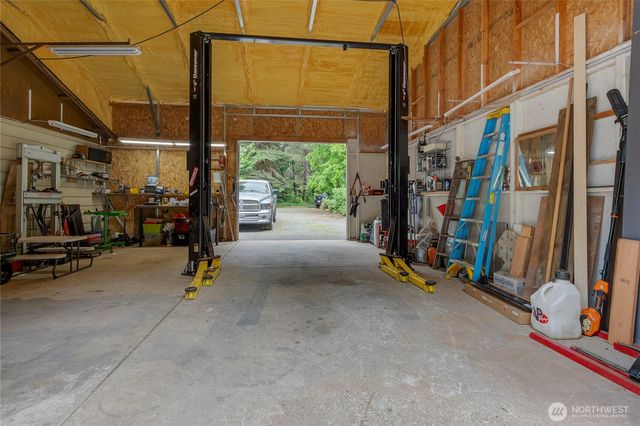 15745 Ordway Drive SE, Yelm, WA 98597
