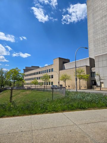 4 Martine Avenue 1501, White Plains, NY 10606