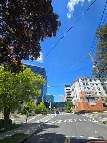 4 Martine Avenue 1501, White Plains, NY 10606