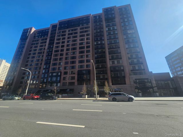 4 Martine Avenue 1501, White Plains, NY 10606