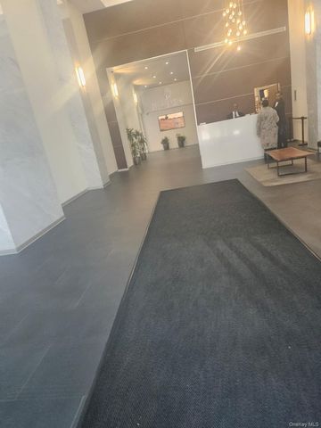 4 Martine Avenue 1501, White Plains, NY 10606