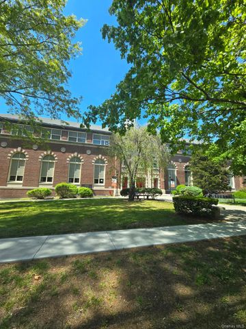 4 Martine Avenue 1501, White Plains, NY 10606