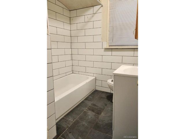 6670 Julian St, Denver, CO 80221
