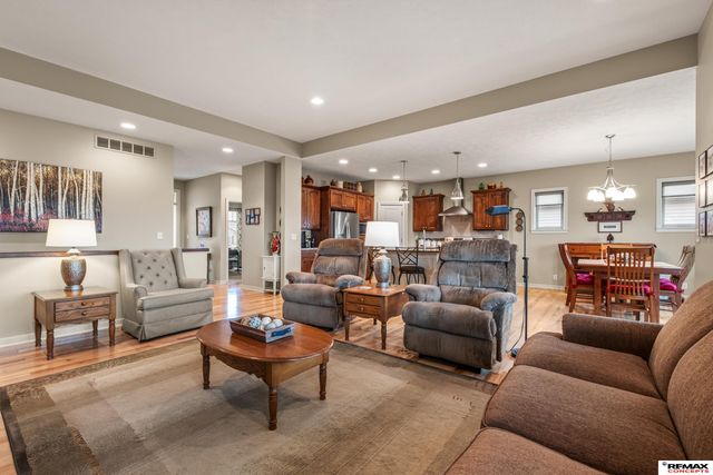 9472 Northern Sky Road, Lincoln, NE 68505