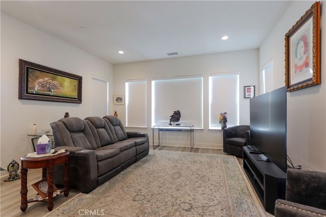 1090 Viejo Hills Drive, Lake Forest, CA 92610