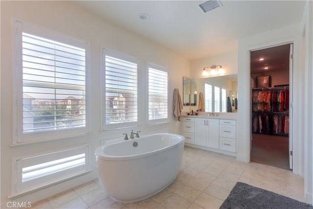 1090 Viejo Hills Drive, Lake Forest, CA 92610