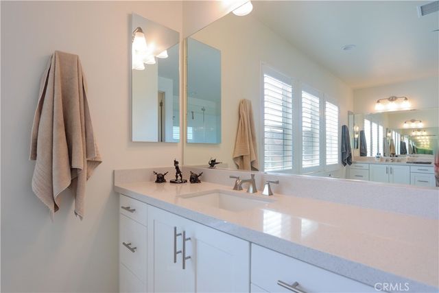 1090 Viejo Hills Drive, Lake Forest, CA 92610