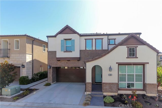 1090 Viejo Hills Drive, Lake Forest, CA 92610