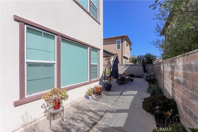 1090 Viejo Hills Drive, Lake Forest, CA 92610