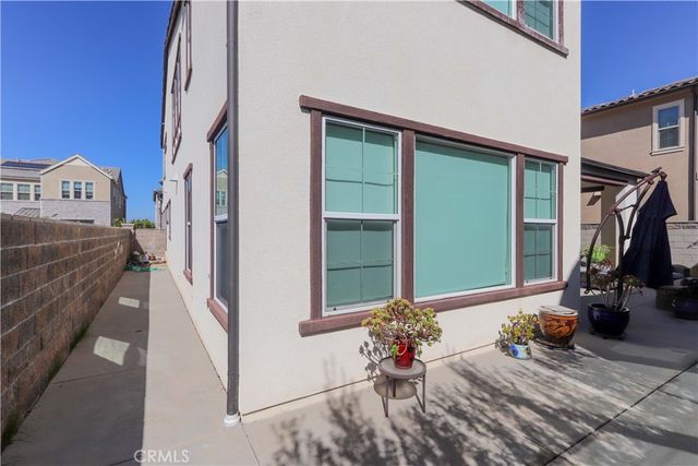1090 Viejo Hills Drive, Lake Forest, CA 92610