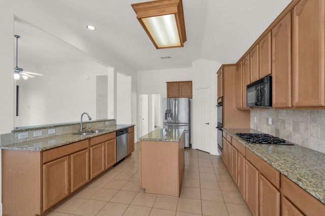 3217 Hidden Springs Drive, Corinth, TX 76210