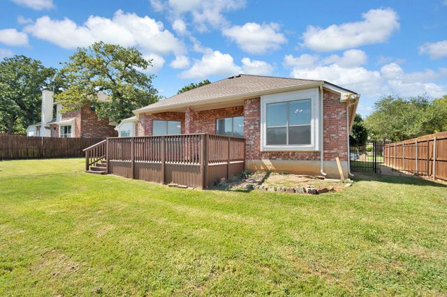 3217 Hidden Springs Drive, Corinth, TX 76210