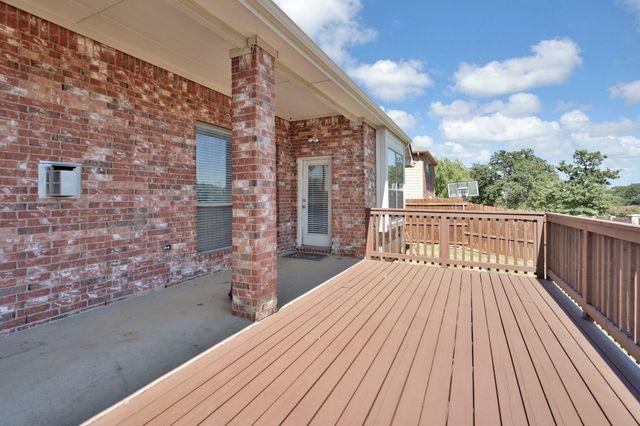 3217 Hidden Springs Drive, Corinth, TX 76210