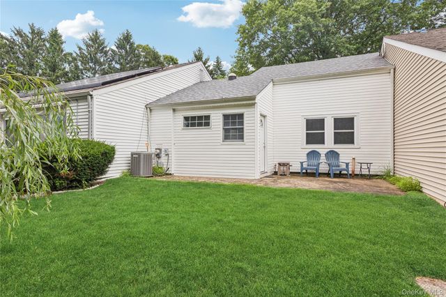 15 Forge Lane, Coram, NY 11727