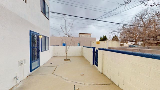 1005 Carlisle Boulevard SE, Albuquerque, NM 87106