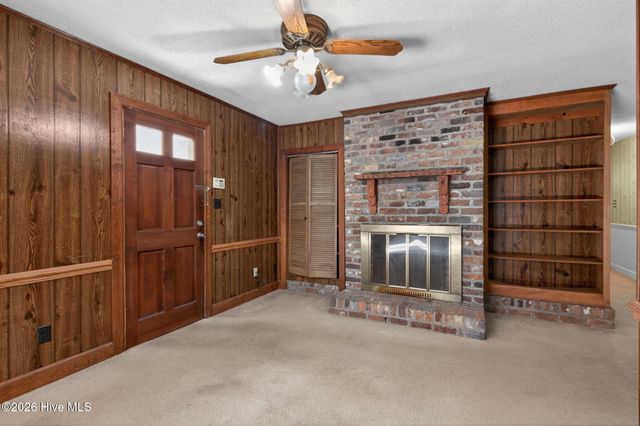 1911 Lenoir Drive E, Wilson, NC 27893