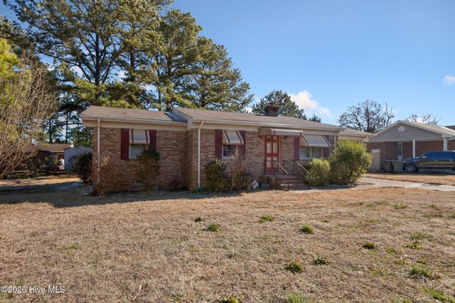 1911 Lenoir Drive E, Wilson, NC 27893