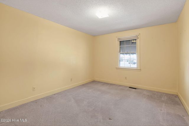 1911 Lenoir Drive E, Wilson, NC 27893