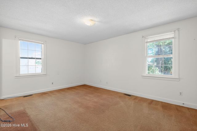 1911 Lenoir Drive E, Wilson, NC 27893