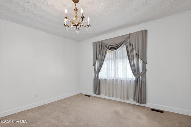 1911 Lenoir Drive E, Wilson, NC 27893