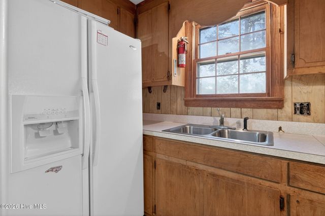 1911 Lenoir Drive E, Wilson, NC 27893