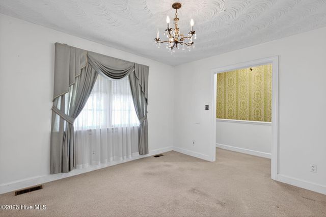 1911 Lenoir Drive E, Wilson, NC 27893