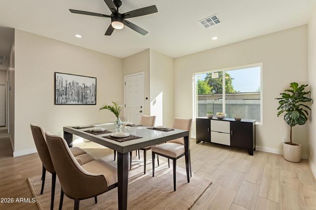 9425 N 9TH Avenue, Phoenix, AZ 85021