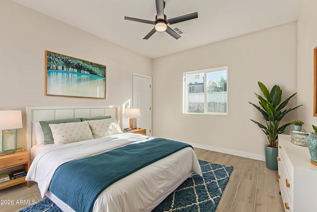 9425 N 9TH Avenue, Phoenix, AZ 85021