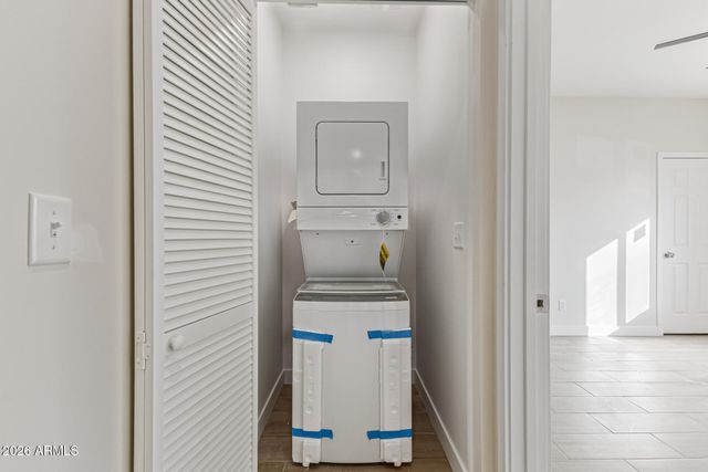 9425 N 9TH Avenue, Phoenix, AZ 85021