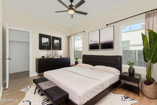 9425 N 9TH Avenue, Phoenix, AZ 85021