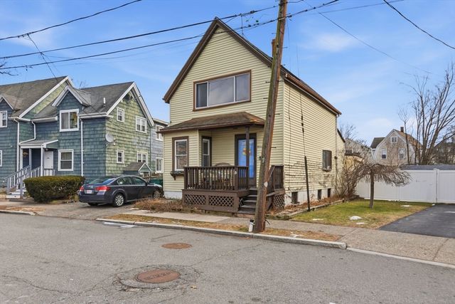 5 Floyd Ave, Lynn, MA 01904