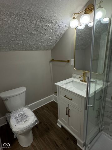 4715 E New York, Indianapolis, IN 46201