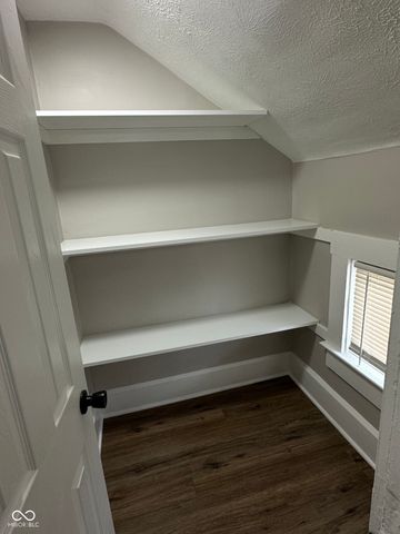 4715 E New York, Indianapolis, IN 46201