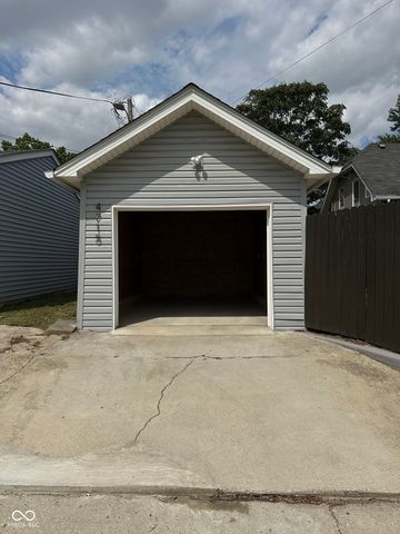 4715 E New York, Indianapolis, IN 46201