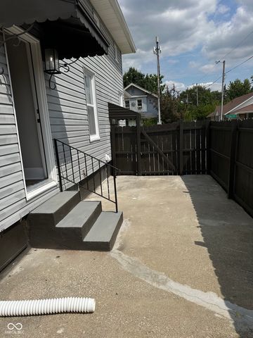 4715 E New York, Indianapolis, IN 46201