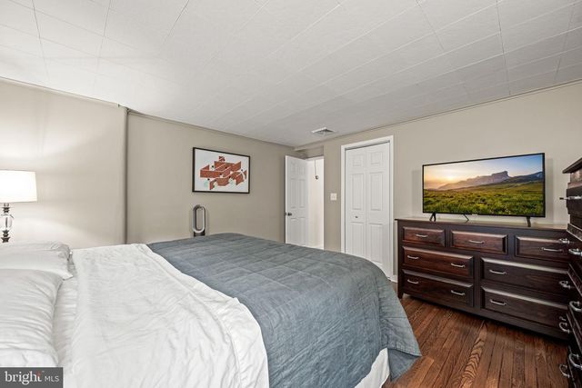 426 S WALNUT ST, Kennett Square, PA 19348