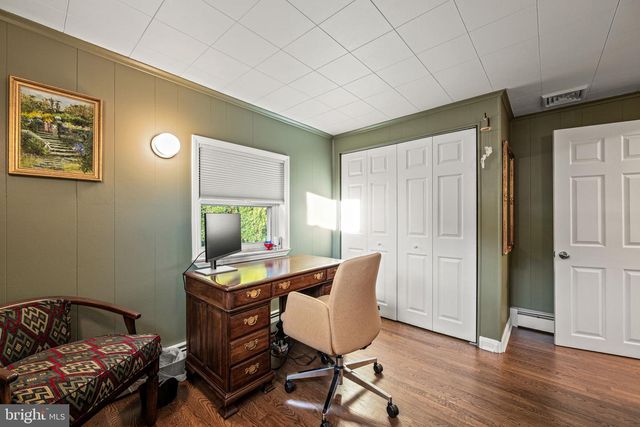 426 S WALNUT ST, Kennett Square, PA 19348