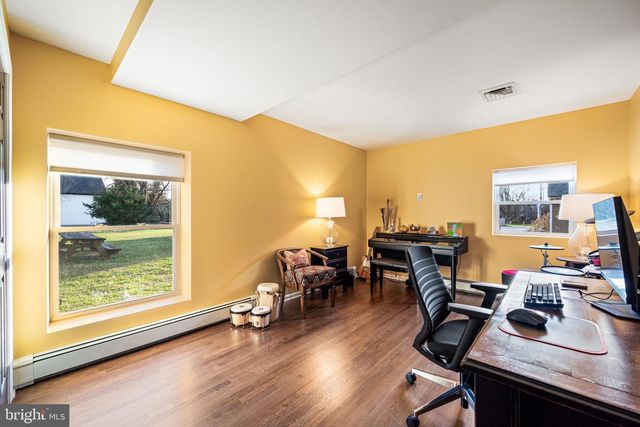 426 S WALNUT ST, Kennett Square, PA 19348