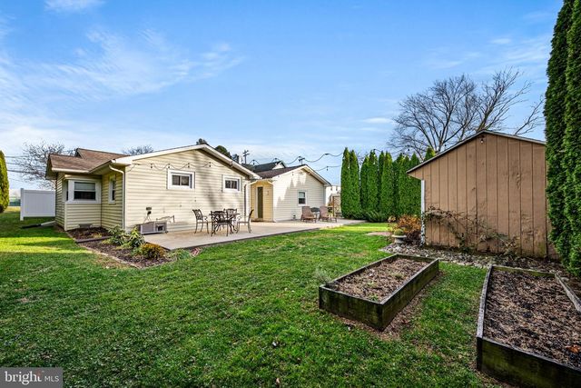 426 S WALNUT ST, Kennett Square, PA 19348