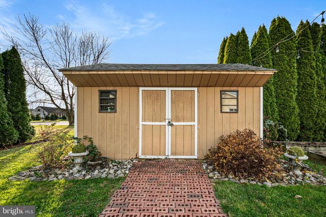 426 S WALNUT ST, Kennett Square, PA 19348