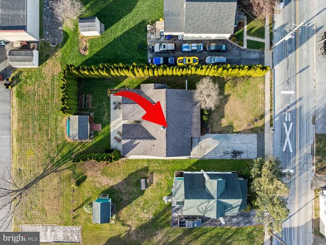 426 S WALNUT ST, Kennett Square, PA 19348