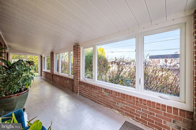 426 S WALNUT ST, Kennett Square, PA 19348